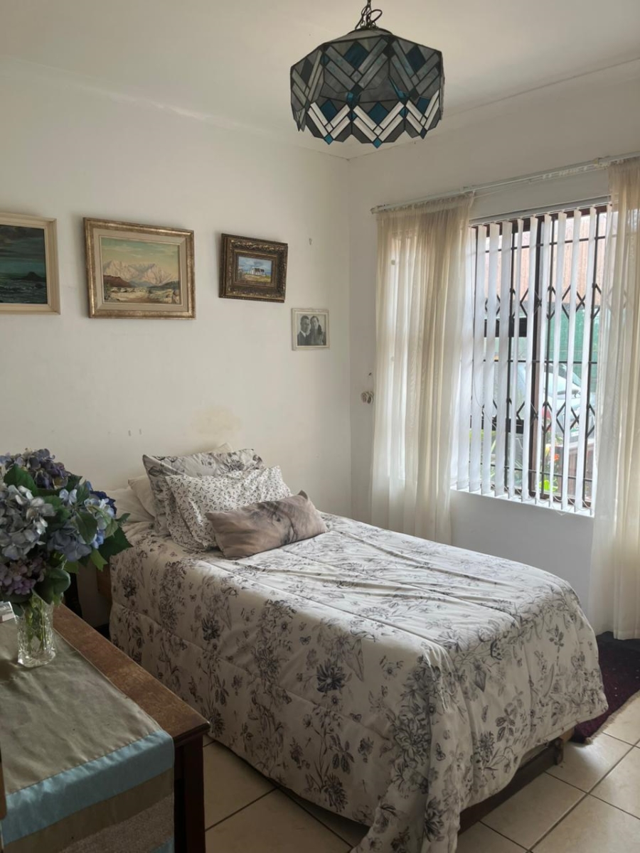 5 Bedroom Property for Sale in Noorsekloof Eastern Cape